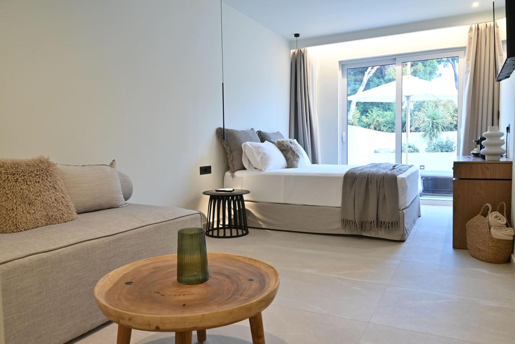 Rhotheon Suites In Ialysos  Exteriör bild